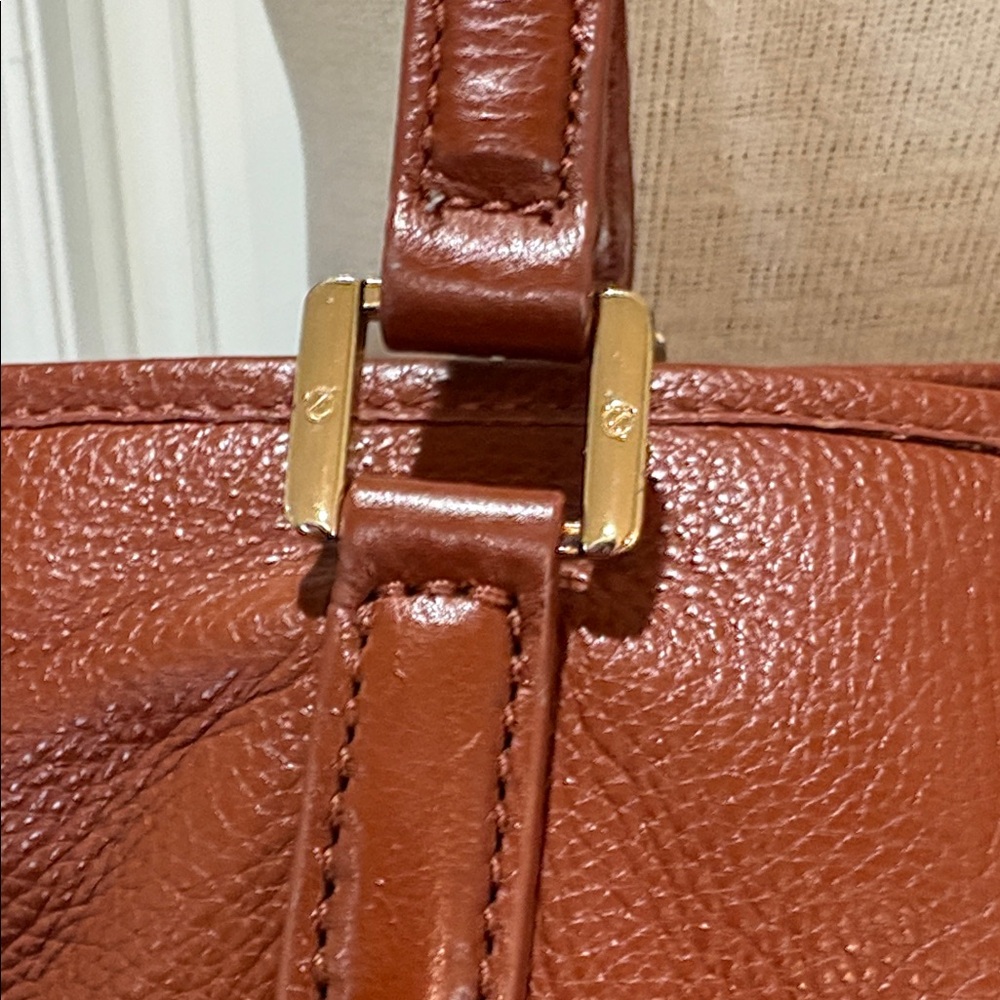Tory Burch large brown pebbled leather shoulder bag/purse - Picture 3 of 16